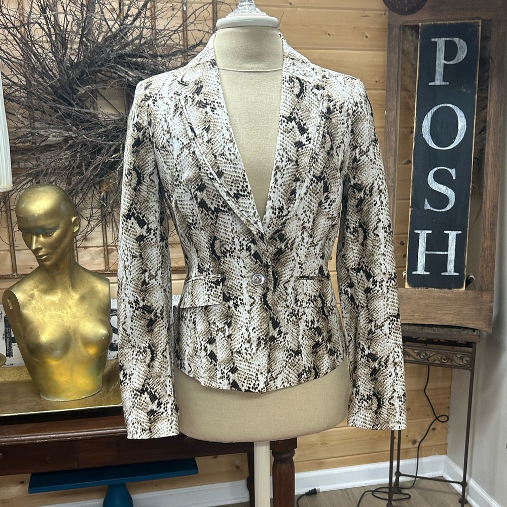 NWT WHBM Snake Print Blazer